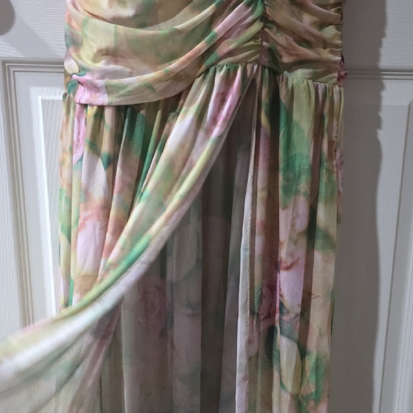 Elegant High Low Floral Dress - Picture 8 of 13